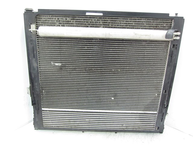 Radiador de auto A0995001303 MERCEDES