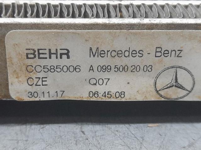 A0995002003 Radiador adicional de refrigeración del motor  disponible Utrera