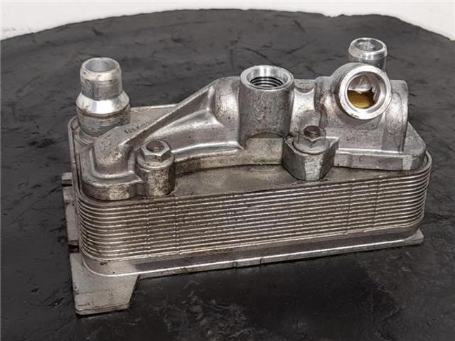 A0995002500 Radiador de refrigeración de la transmisión  en stock Granada