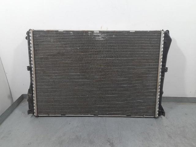 A0995007303 MERCEDES Radiador  en stock Gandía