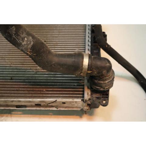 A0995007303 Radiador de refrigeración del motor  disponible Utrera