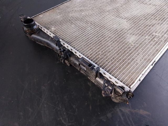 A0995007303 Radiador de refrigeración del motor  disponible Burgos