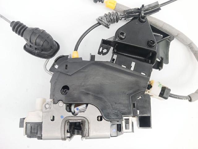 MERCEDES A0997200135 Cerradura de puerta delantera izquierda  disponible España