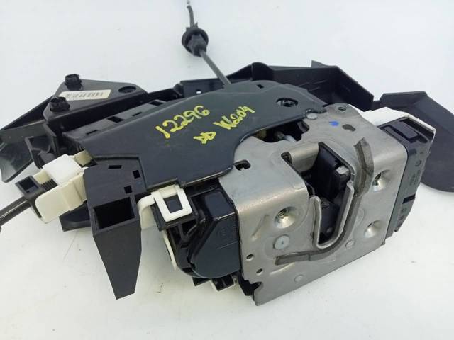 A0997200435 Cerradura de puerta delantera derecha comprar Almería