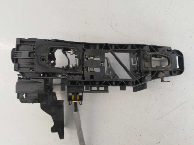A0997201800 MERCEDES Cerradura de puerta delantera derecha  disponible Vigo