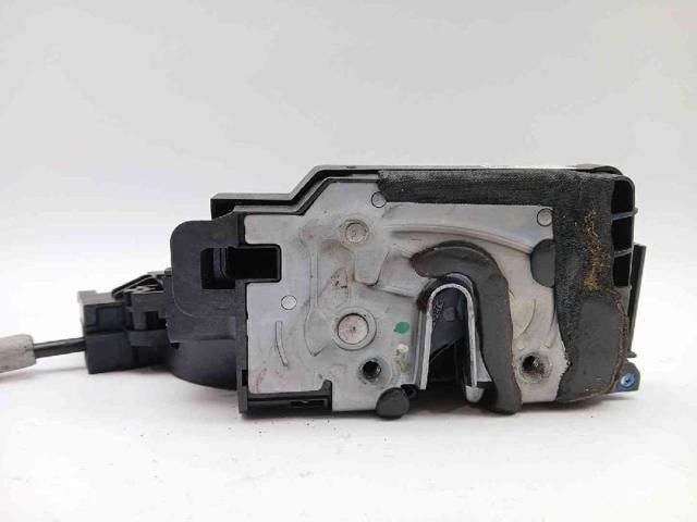 A0997202300 Cerradura de puerta delantera izquierda  disponible Utrera