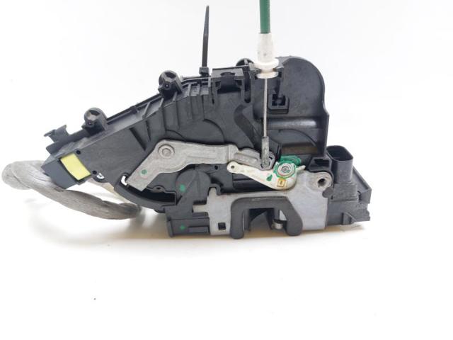 MERCEDES A0997309200 Cerradura de la puerta trasera derecha  disponible España
