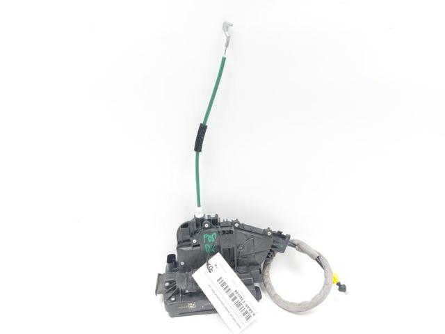 A0997309200 Cerradura de la puerta trasera derecha  disponible Málaga