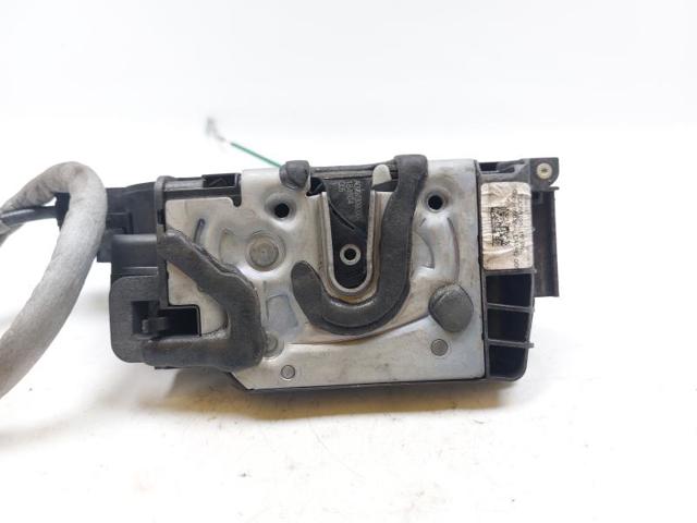 A0997309200 MERCEDES Cerradura de la puerta trasera derecha  disponible Ourense