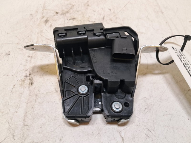 MERCEDES A0997400400 Cerradura de tapa de maletero  comprar en Albacete
