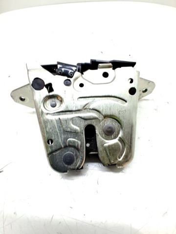 Precio del repuesto Cerradura de puerta trasera A  hatchback
