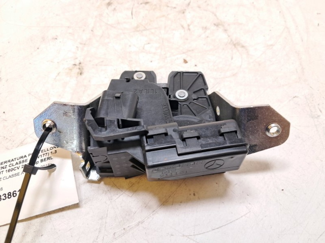 A0997400400 MERCEDES Cerradura de maletero  en stock Córdoba