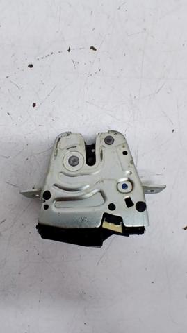 A0997400500 Cerradura de tapa de maletero  disponible Utrera