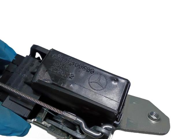 A0997400500 Cerradura de maletero  en stock Sabadell