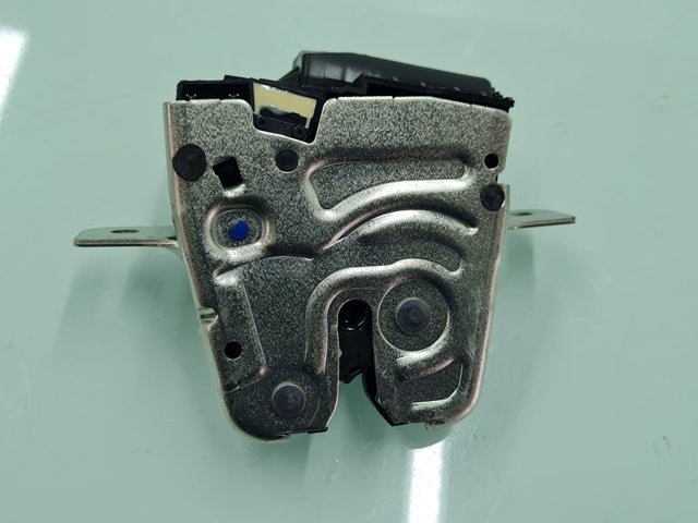 A0997400500 Cerradura de maletero  en stock Granada