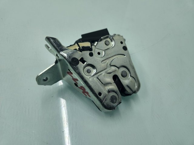 A0997400600 MERCEDES Cerradura de maletero comprar Alcalá