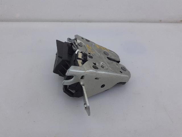 A0997400600 MERCEDES Cerradura de maletero  en stock Córdoba