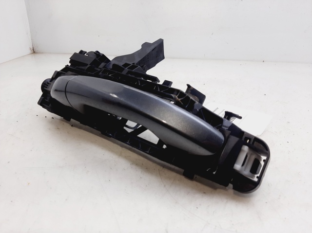 A0997601500 MERCEDES Soporte de manija exterior de puerta delantera izquierda  en stock Córdoba