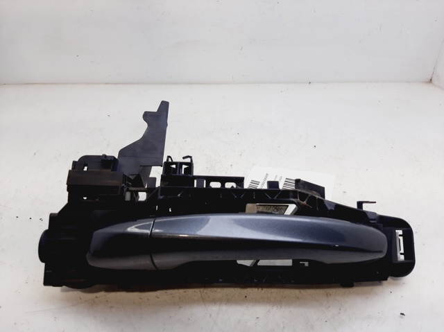 MERCEDES A0997601500 Soporte de manija exterior de puerta delantera izquierda  en stock Salamanca