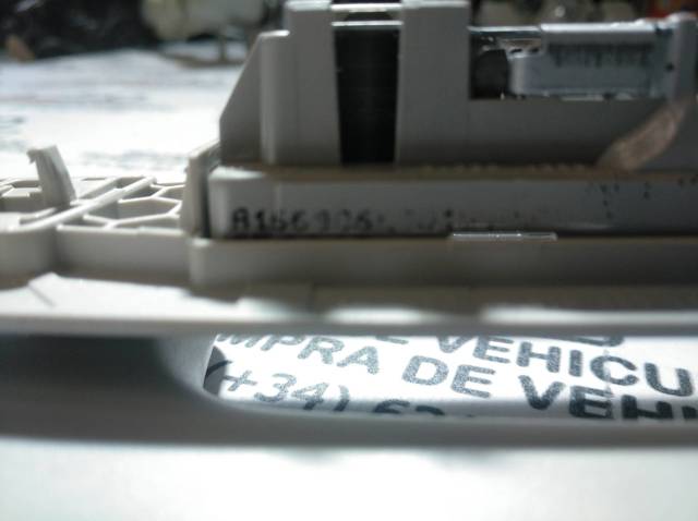 A0998150000 MERCEDES Asa de techo  comprar en Oviedo