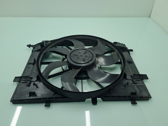MERCEDES A0999061000 Difusor del radiador de refrigeración con motor y hélice  comprar en Murcia