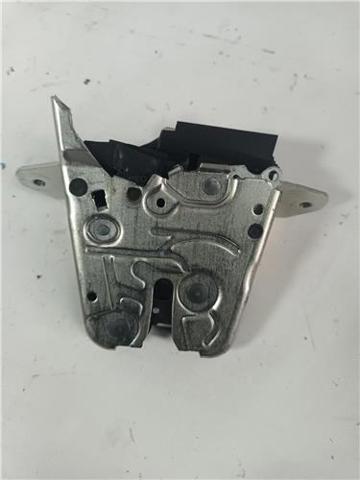 MERCEDES A0999068600 Motor de apertura/cierre del cierre del maletero (puerta trasera 3/5)  disponible Lugo