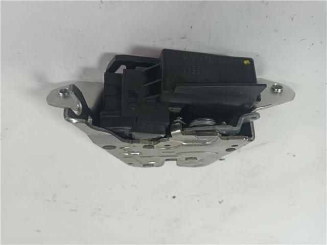 A0999068600 Motor de apertura/cierre del cierre del maletero (puerta trasera 3/5)  comprar en Reus