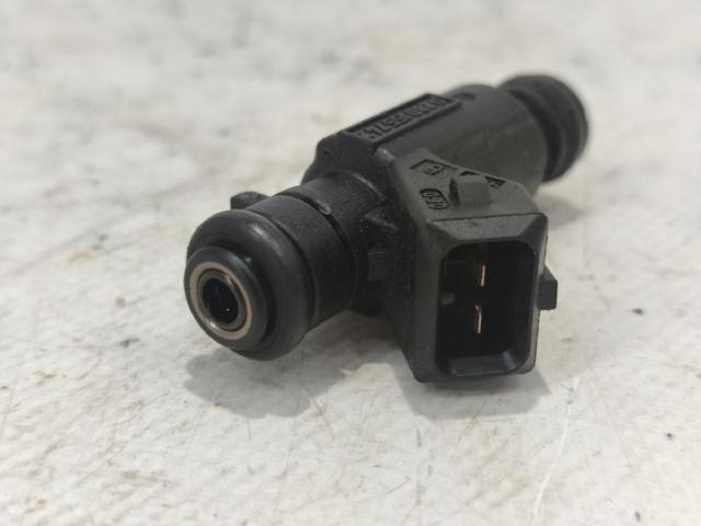 A1120780049 Inyector de combustible  disponible Utrera
