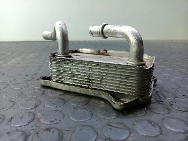 MERCEDES A1121880401 Radiador de aceite comprar Pamplona