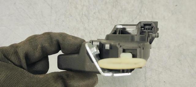 A1177500085 Cerradura de tapa de maletero  disponible Burgos