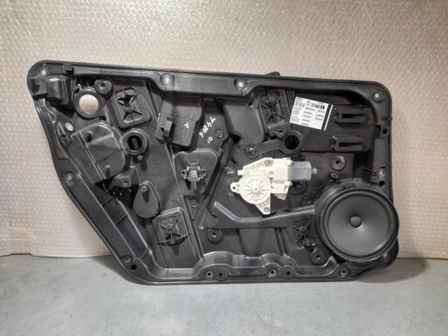 A12376600229051 MERCEDES Mecanismo de elevalunas de la puerta trasera izquierda  disponible Vigo