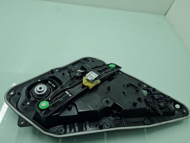A12376600229051 MERCEDES Mecanismo de elevalunas de la puerta trasera izquierda  disponible Vigo
