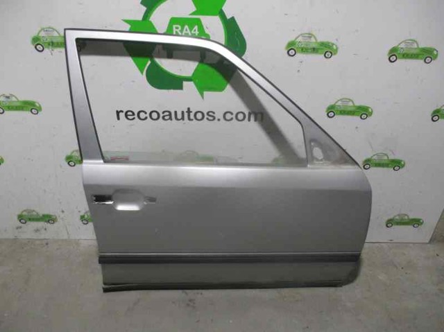 Puerta delantera derecha A1247202605 Mercedes