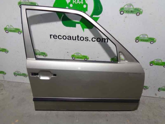 Puerta de coche, delantera, derecha A1247202605 Mercedes