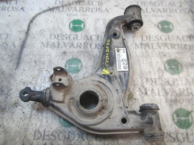 Brazo inferior derecho de la suspensión delantera A1403304307 MERCEDES