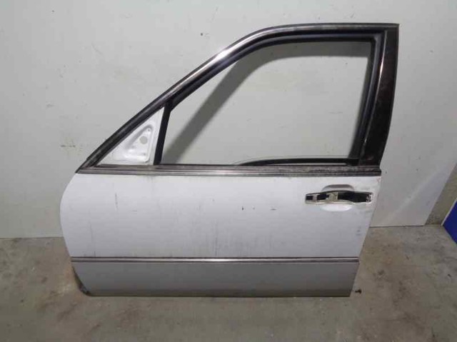 Puerta delantera izquierda A1407202505 Mercedes