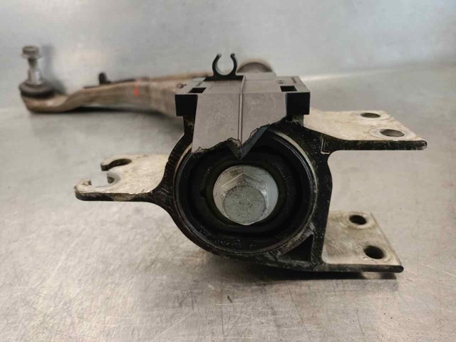 A1563300100 MERCEDES Brazo inferior izquierdo de la suspensión delantera comprar Bilbao