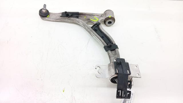 Brazo inferior izquierdo de la suspensión delantera A1563300100 MERCEDES