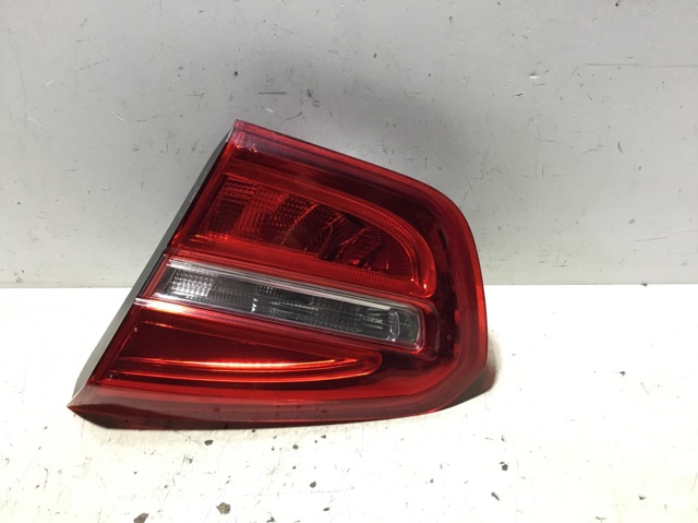 A1569061458 Mercedes