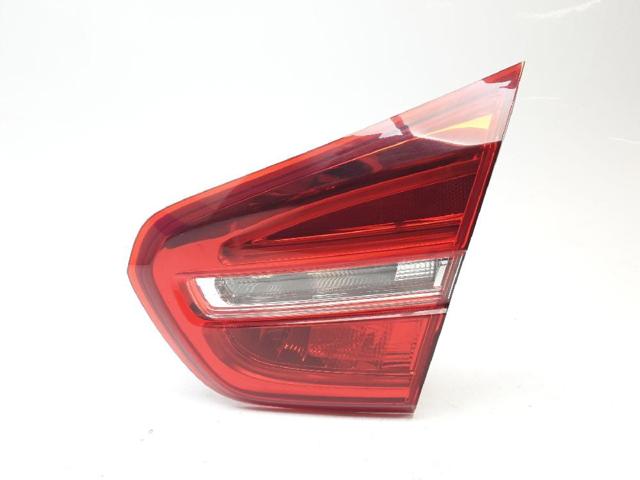 MERCEDES A1569061458 Piloto trasero interior derecho  en stock Terrassa