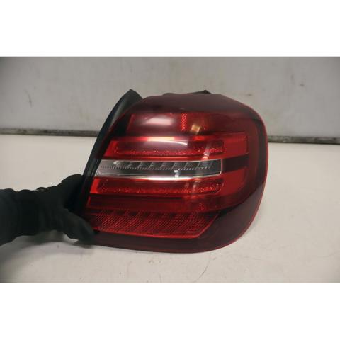 A1569068400 Mercedes