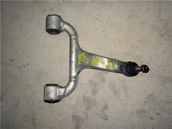 A1633300807 Brazo inferior izquierdo de la suspensión delantera  en stock Sabadell