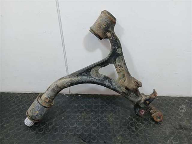 A1633300907 Brazo inferior derecho de la suspensión delantera  disponible Burgos