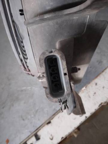 A1635000155 MERCEDES Difusor del radiador de refrigeración con motor y hélice  disponible Ourense
