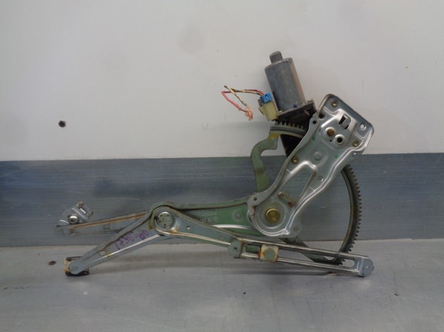 A1637201246 Mecanismo de elevalunas delantero derecha comprar Sevilla