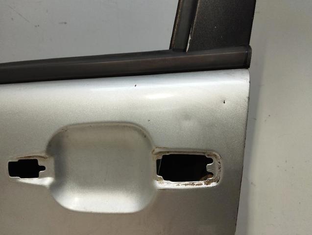 Precio del repuesto Puerta del conductor ML/GLE  SUV