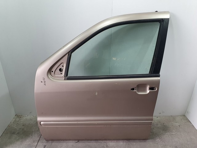 Comprar Puerta delantera izquierda Mercedes ML/GLE  W163 a bajo precio
