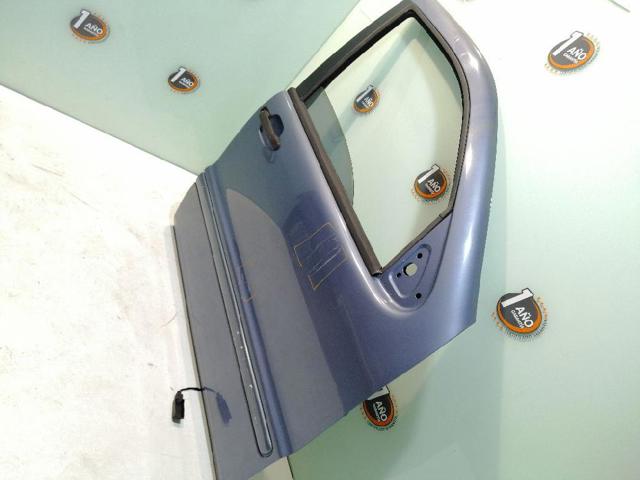 A1637201605 Puerta delantera derecha comprar Sevilla