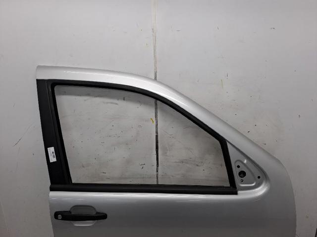 A1637201605 MERCEDES Puerta delantera derecha  disponible Alicante