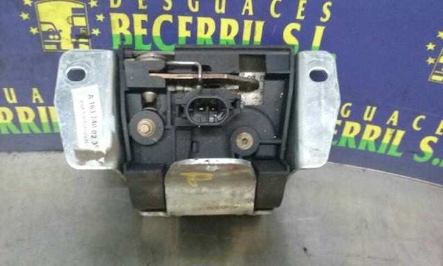 A1637400235 MERCEDES Cerradura de tapa de maletero  disponible Vigo